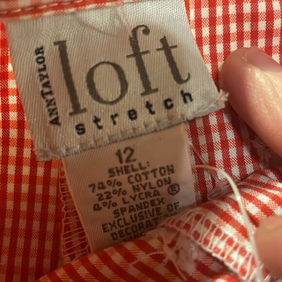 NWT LOFT Capri’s - Picture 4 of 9
